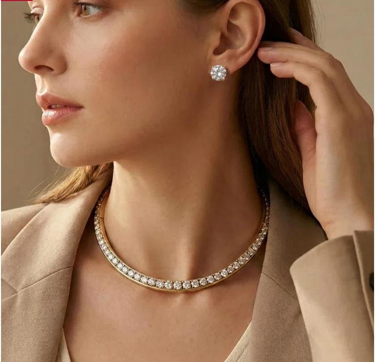 Solitaire Pendant 3